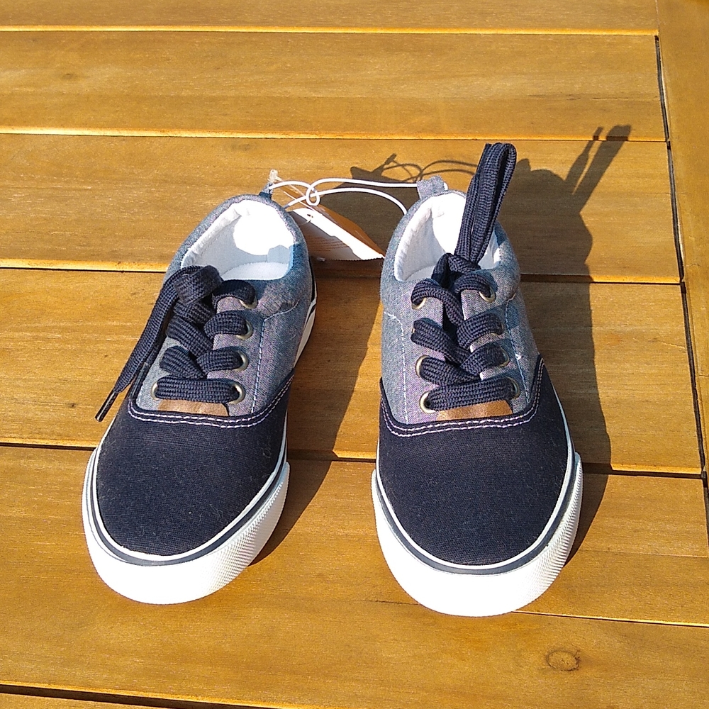 NWT Gymboree Boy's blue shoes size 11